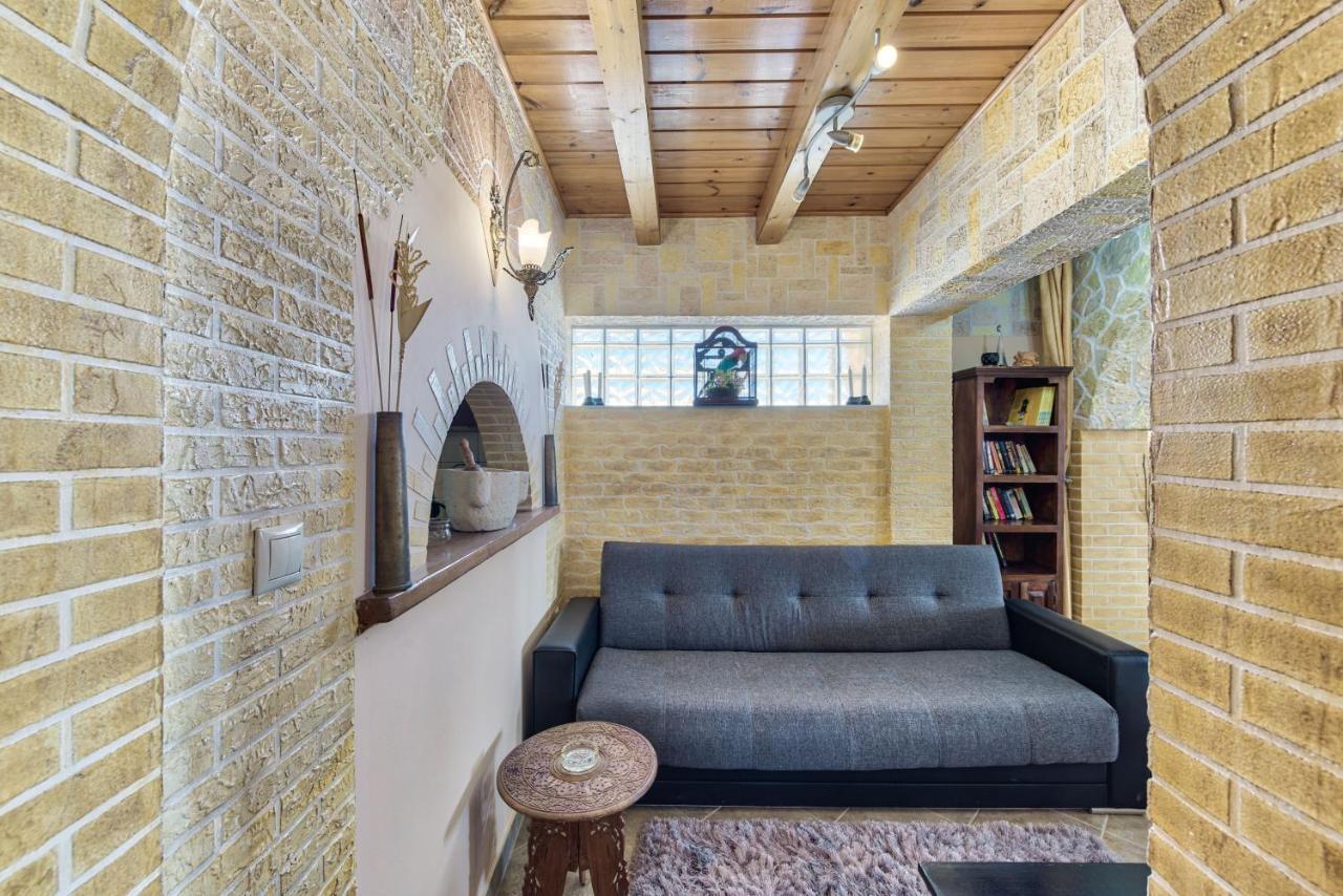 Green Boat Apartment Akrotiri  Exterior photo
