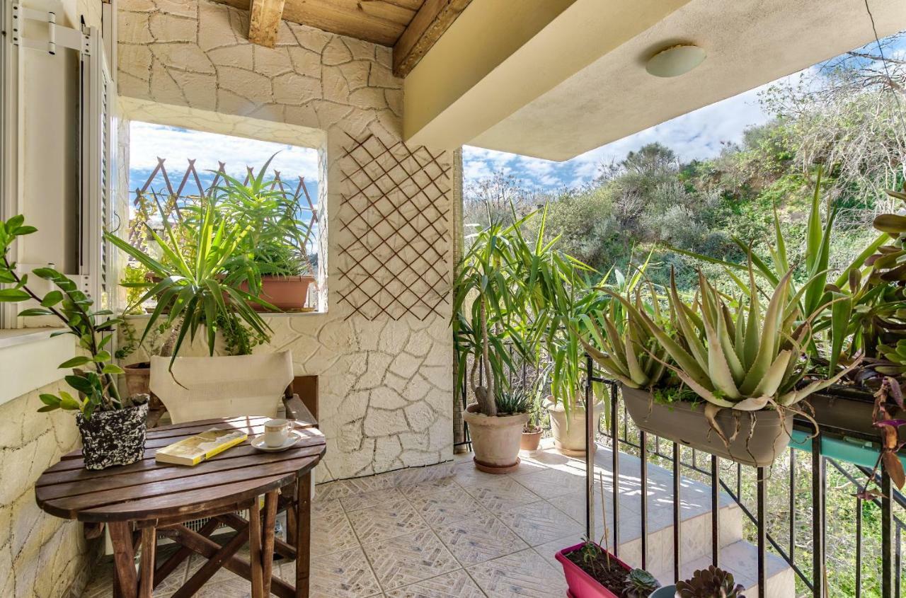 Green Boat Apartment Akrotiri  Exterior photo