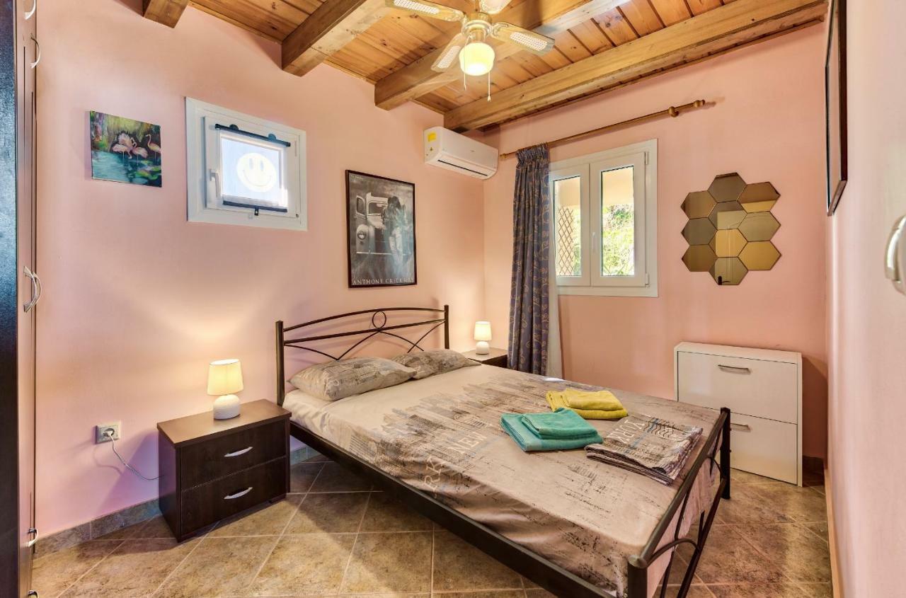 Green Boat Apartment Akrotiri  Exterior photo